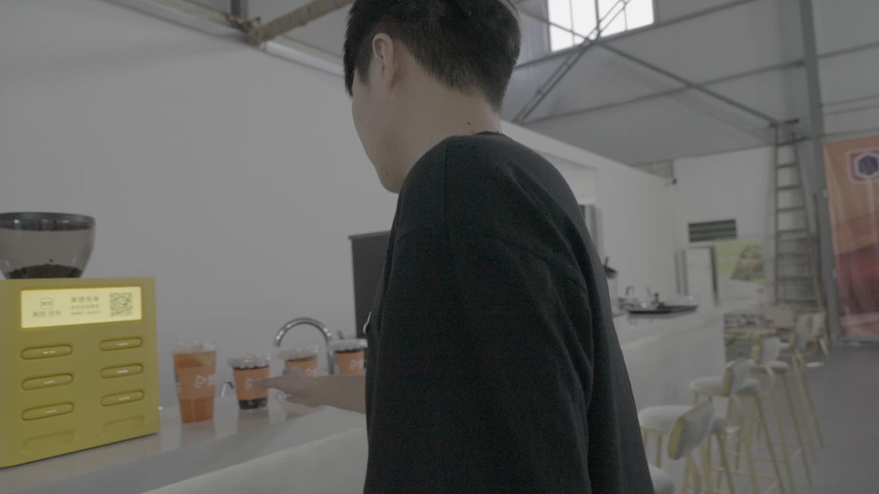 羽毛球馆精彩瞬间
