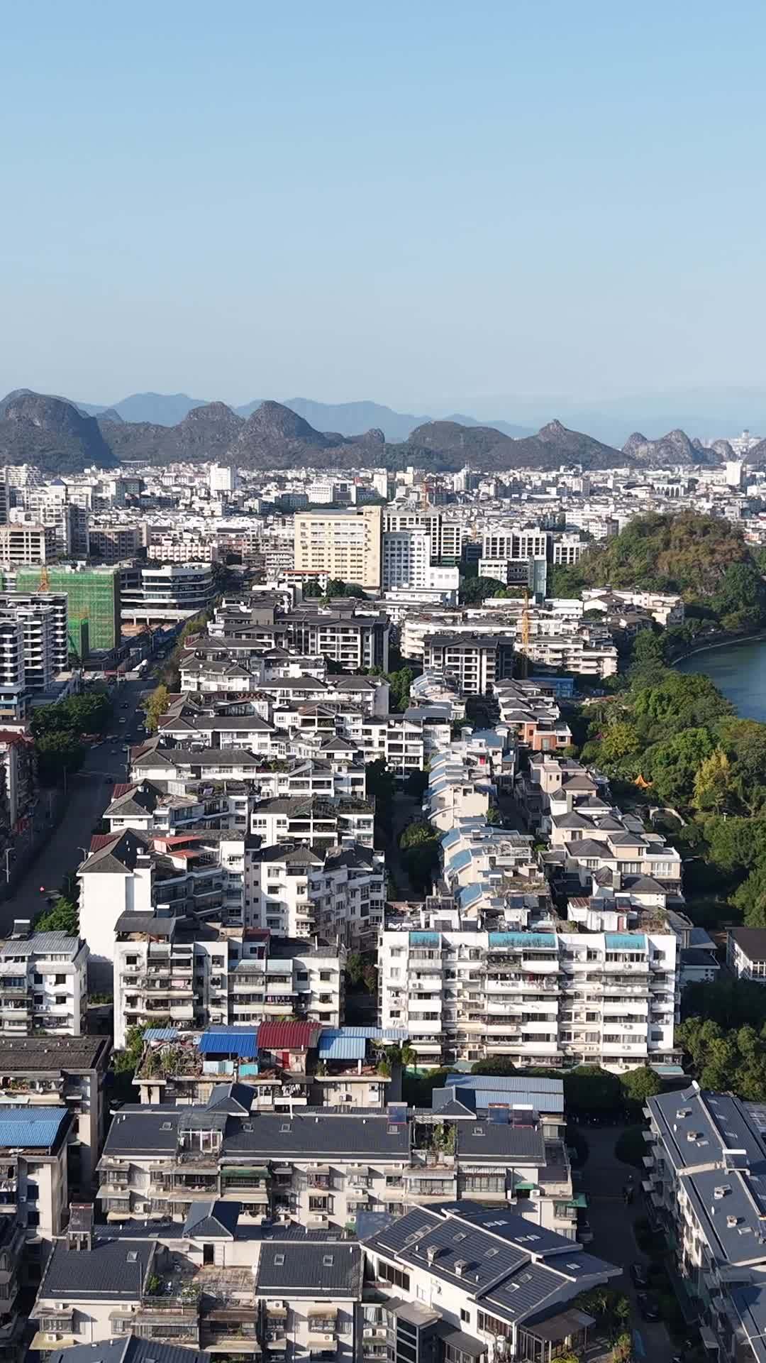 城市与自然的和谐共存