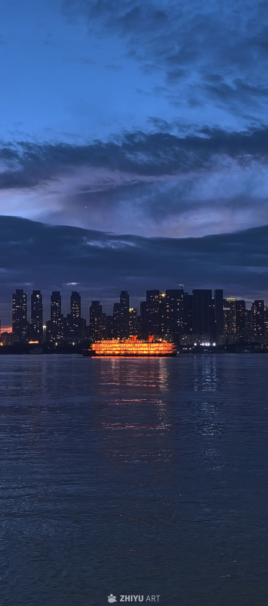 城市的天际线规律错落