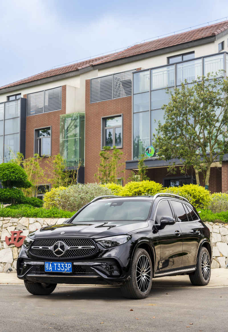 奔驰GLC300L 5