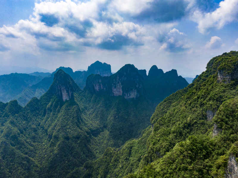 祖国壮丽山河湖南张家界山川地貌摄影图