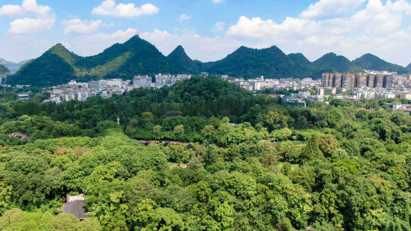 贵州贵阳城市风光航拍图 