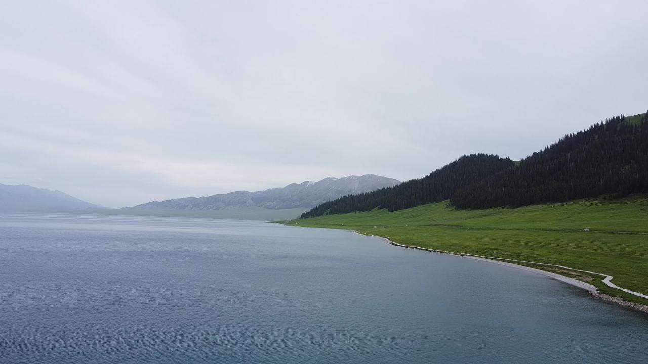 新疆赛里木湖 3