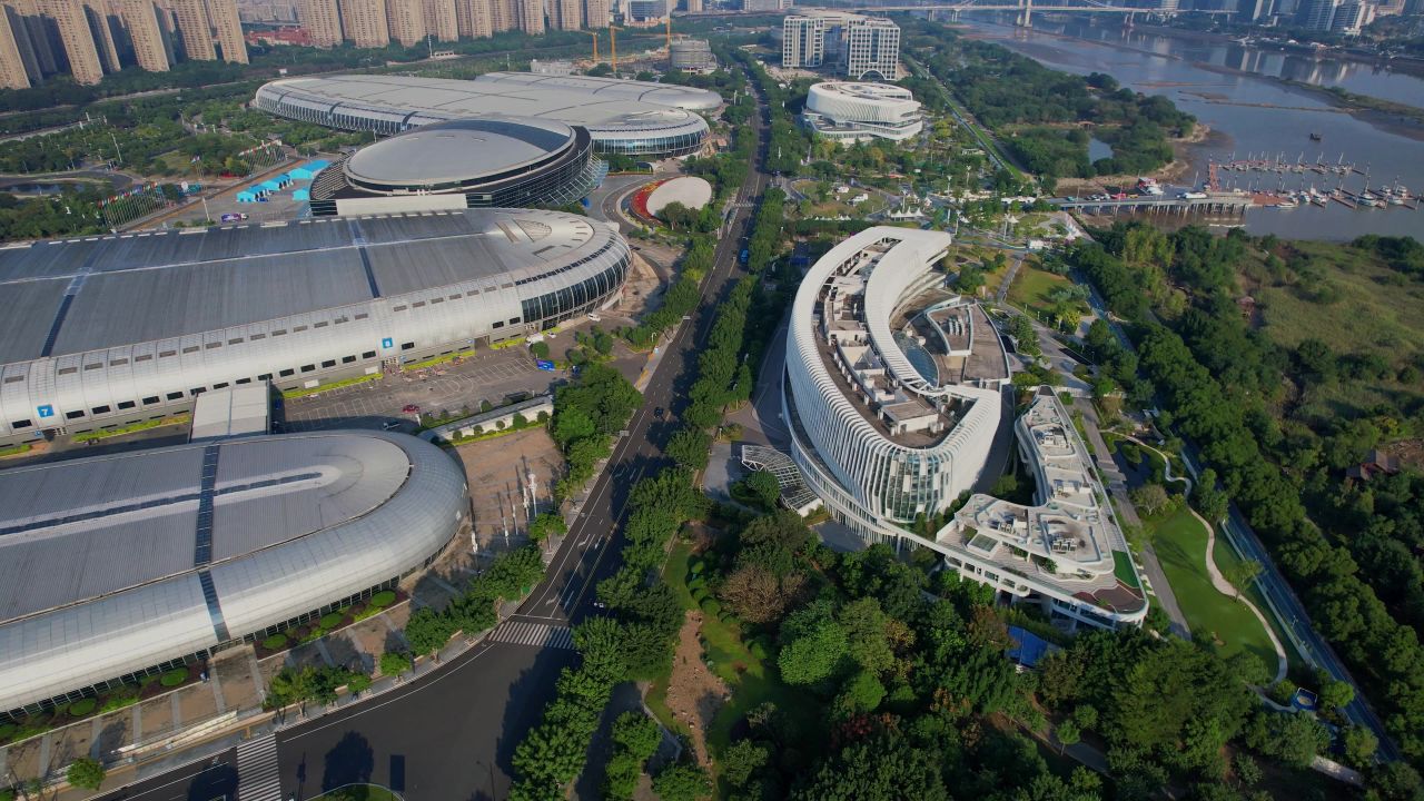航拍福州海峡会展中心景观 7