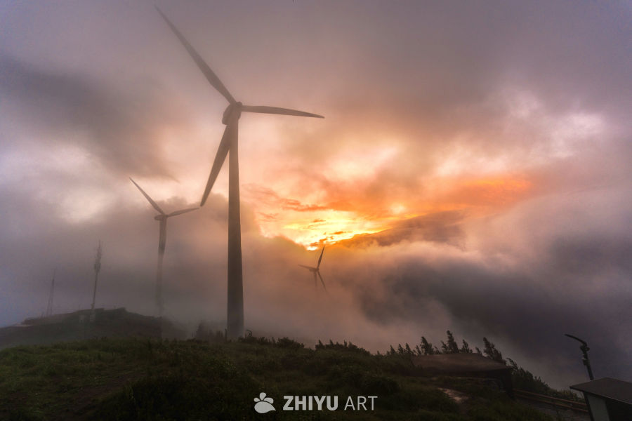 东白山迷雾云海日落