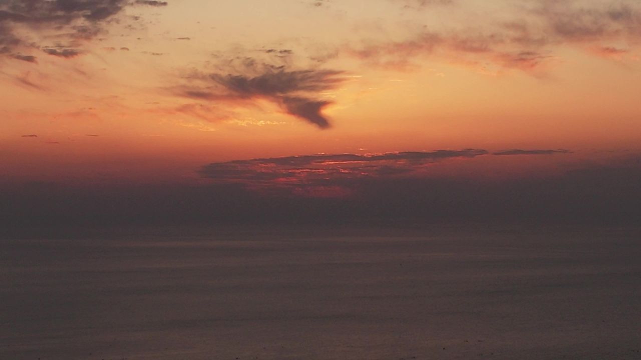海上日出彩霞大海日落航拍