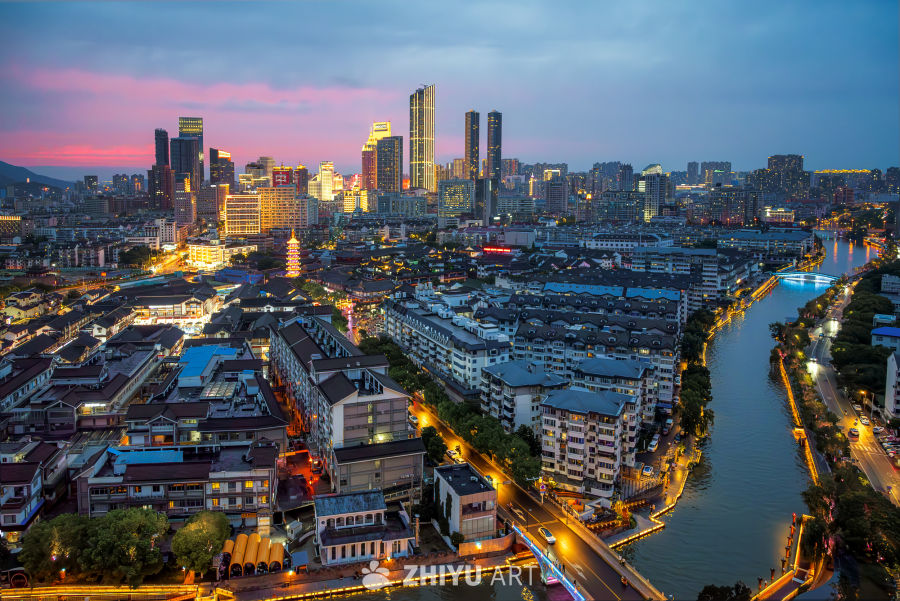 现代都市的夜晚魅力