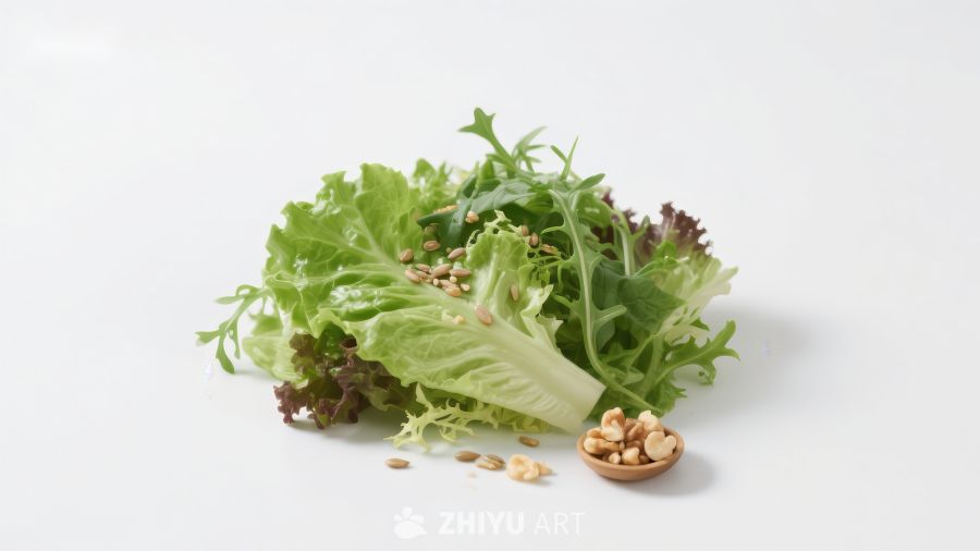 新鲜生菜与坚果组合