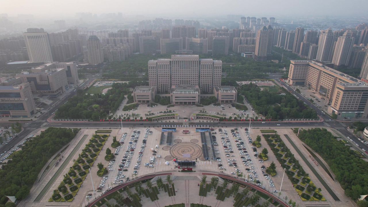 航拍河南新乡市市政府