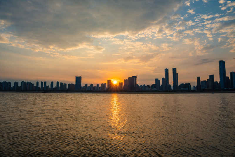 江西南昌红谷滩日落夕阳