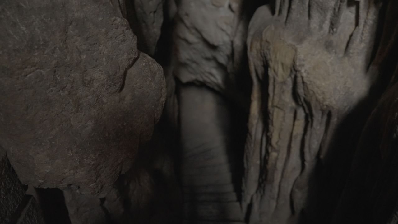 溶洞 9
