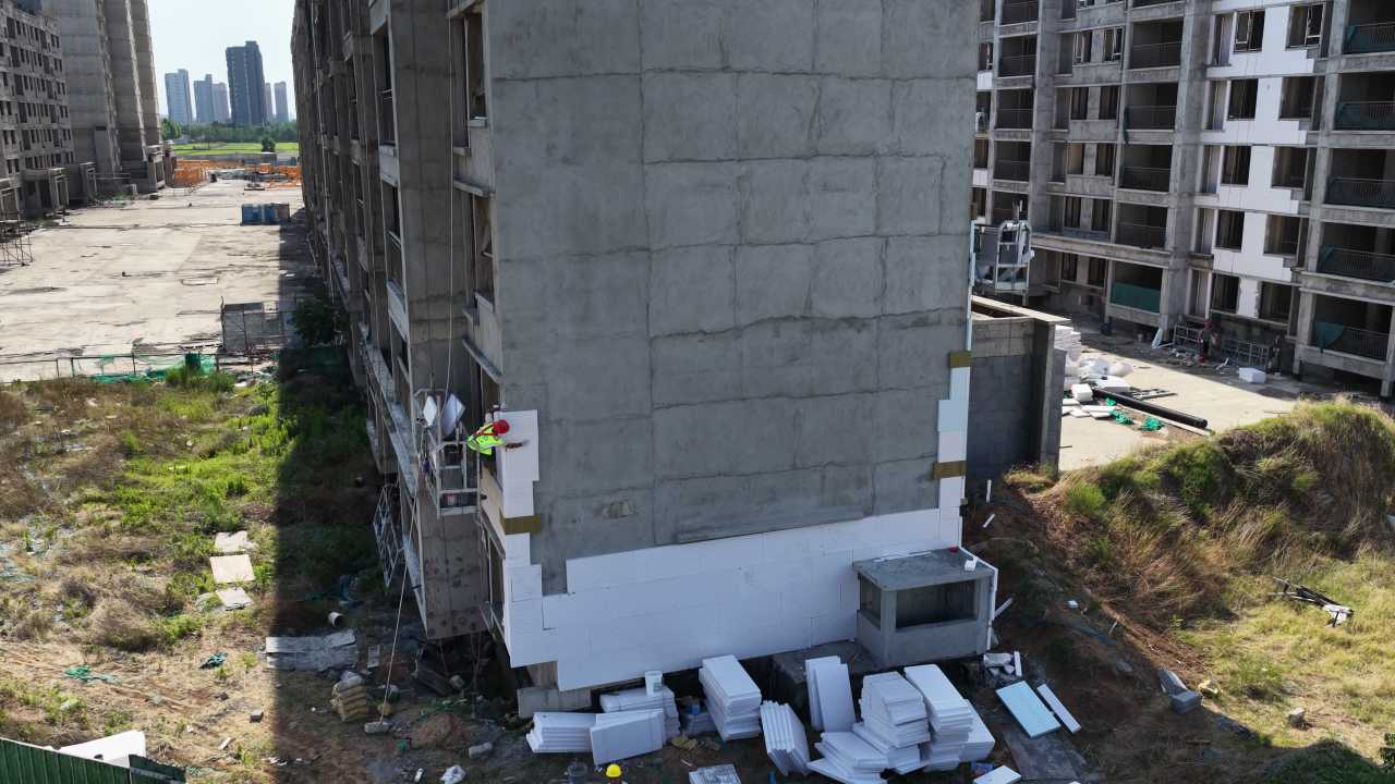 繁忙的建筑工地