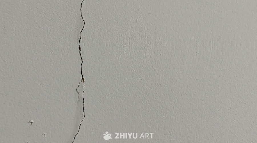 破损的墙面