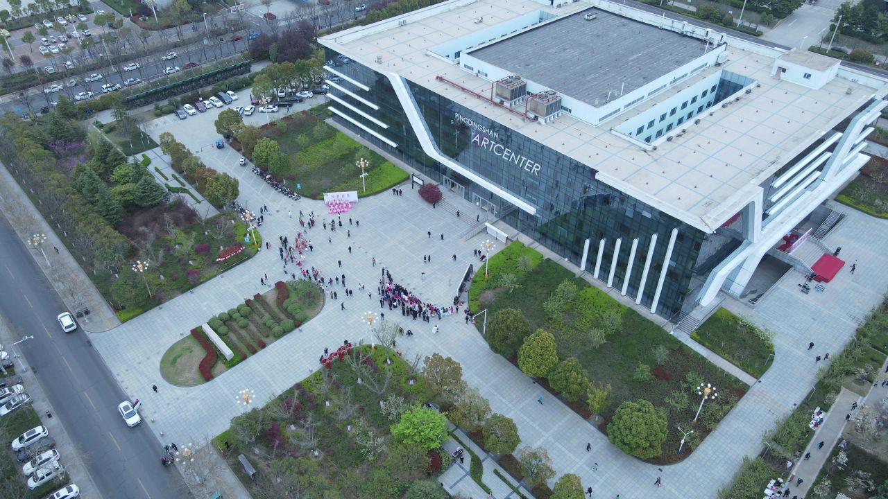 平顶山新城区文化艺术中心航拍空镜