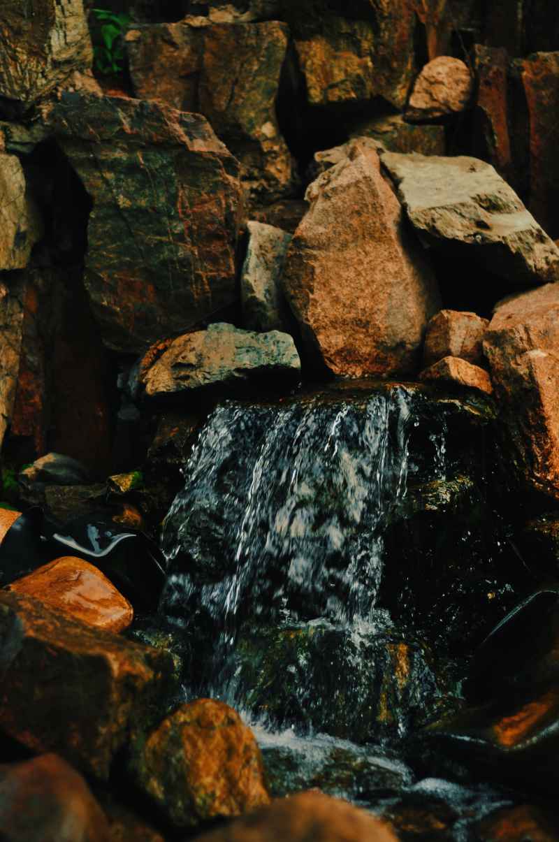 水流成河