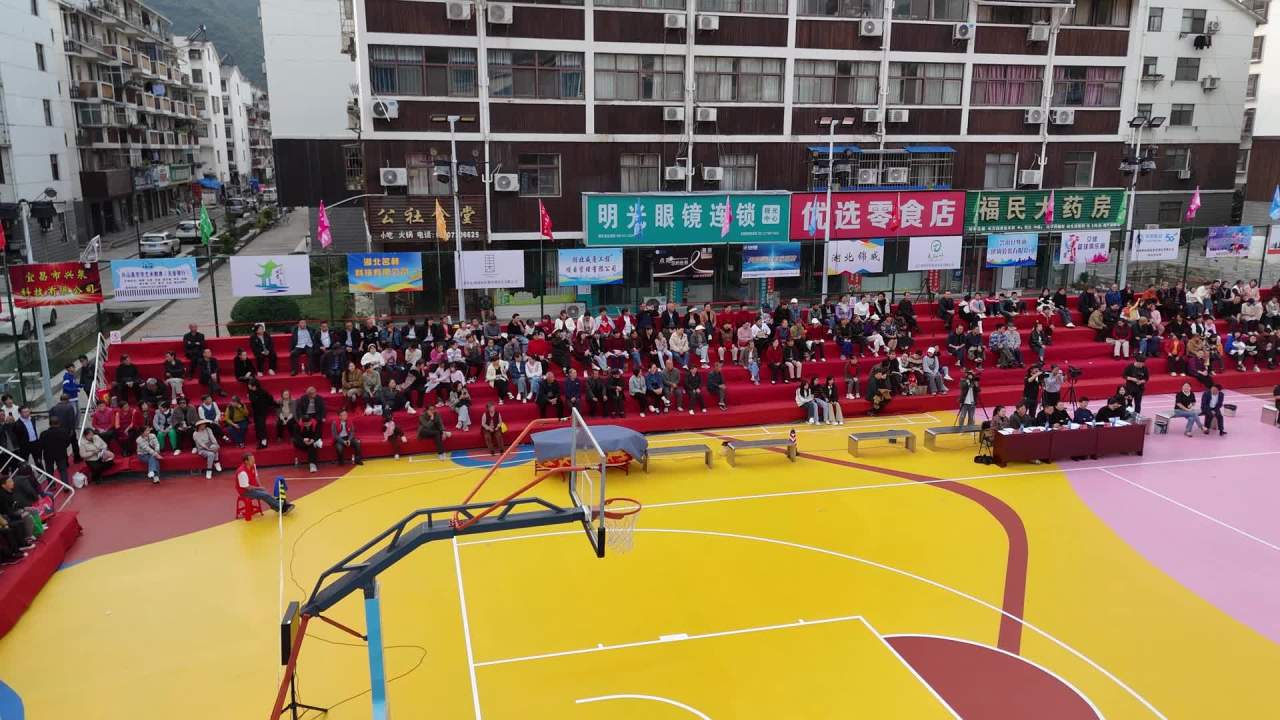 篮球场观众席航拍画面