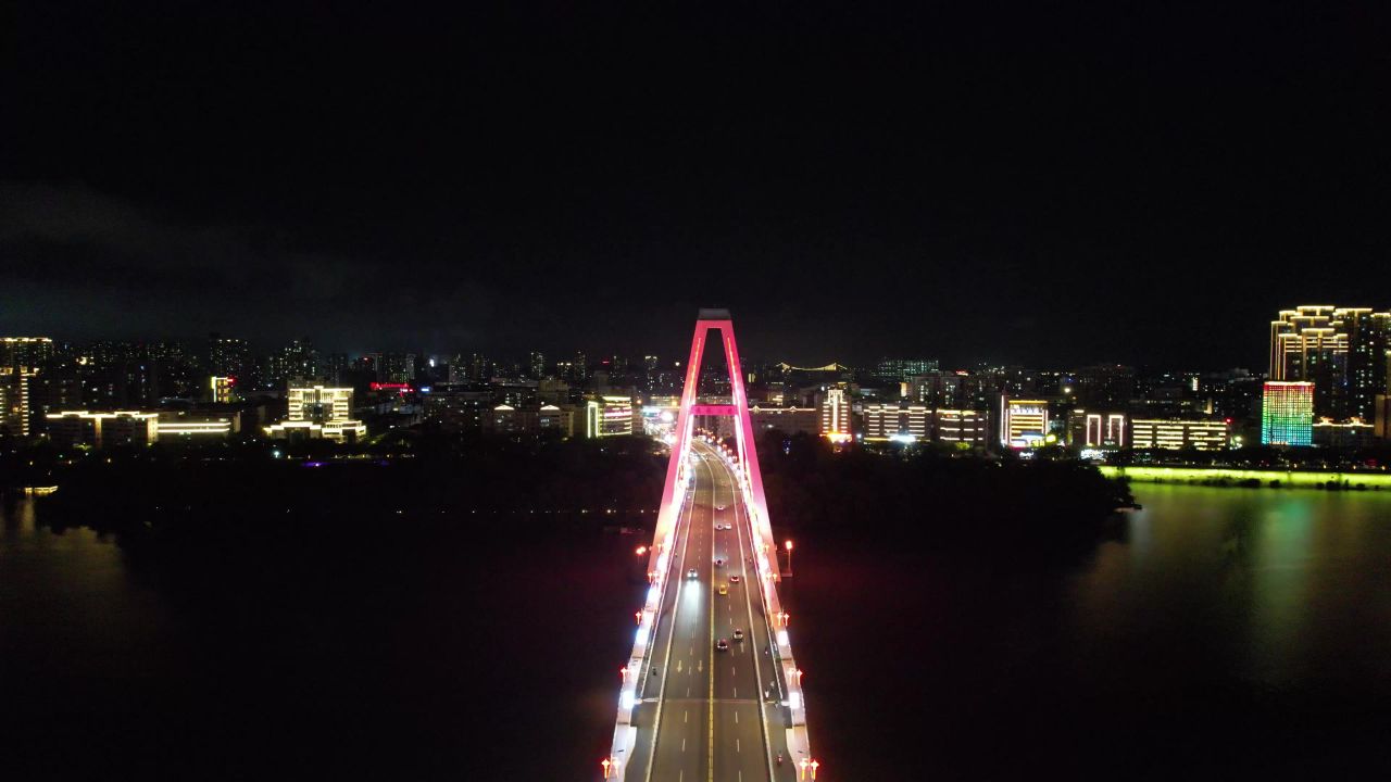 江西赣州飞龙大桥夜景灯光航拍