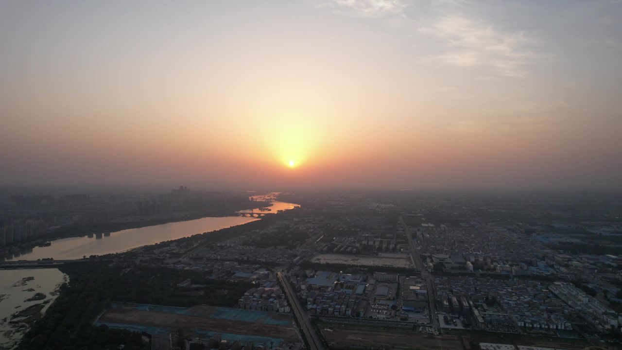 航拍河南洛阳城市日出