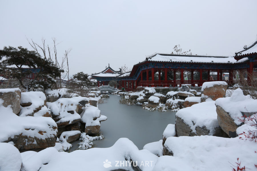 雪中古园