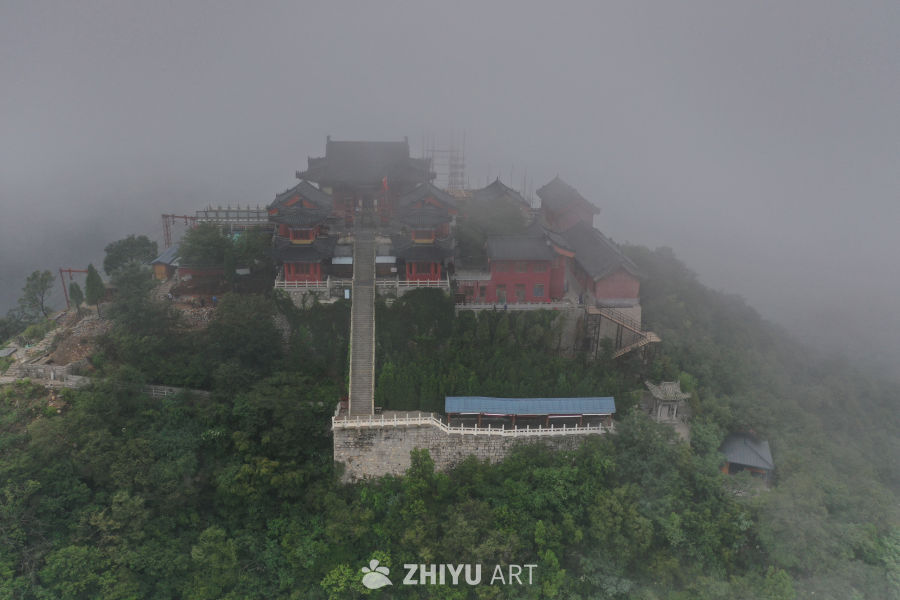 云端寺庙