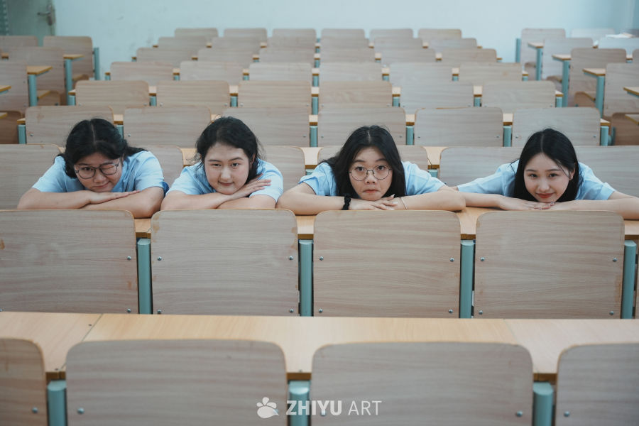 青春课堂的疲惫时光