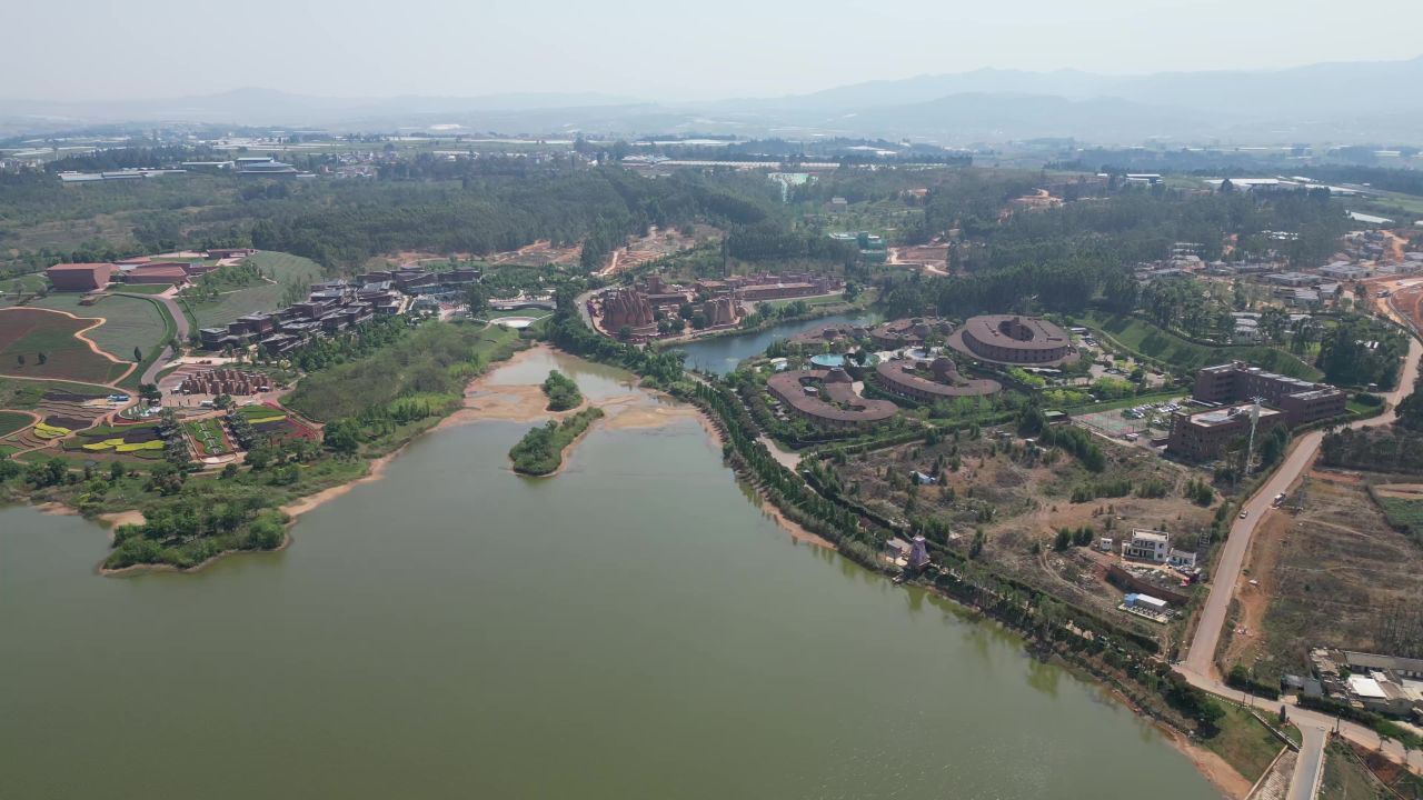 云南弥勒东方韵景区航拍 