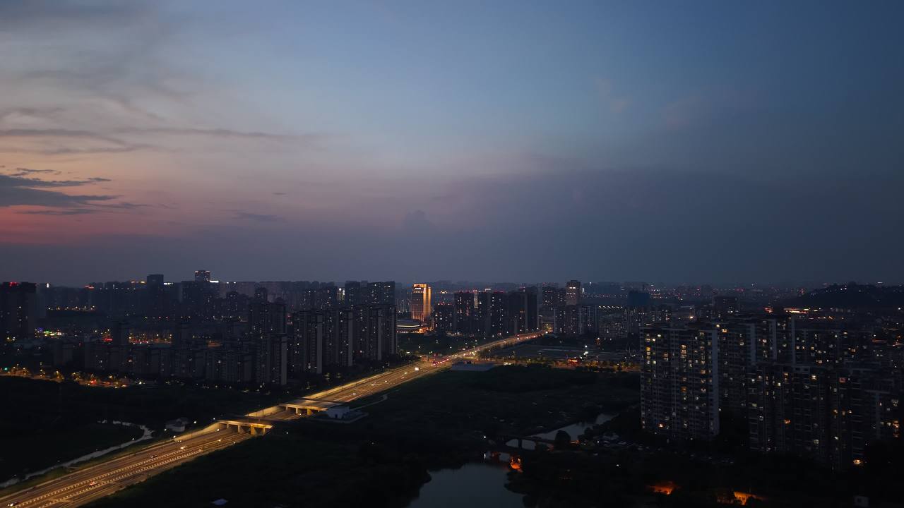 航拍昆山城区夜景风光 2