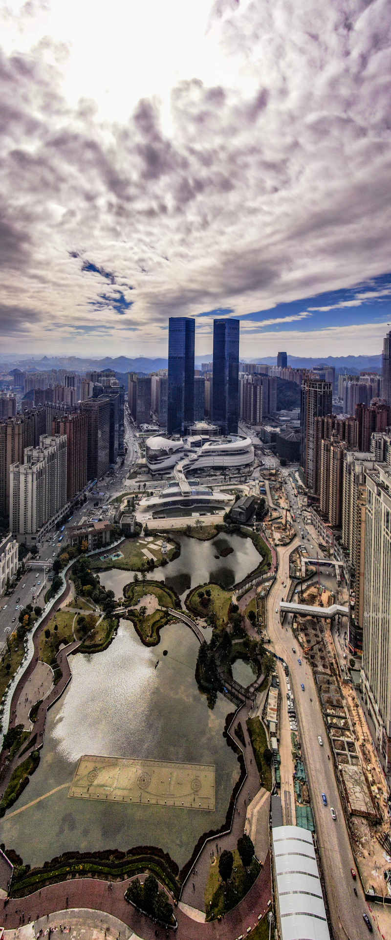 贵阳花果园双子塔全景图 