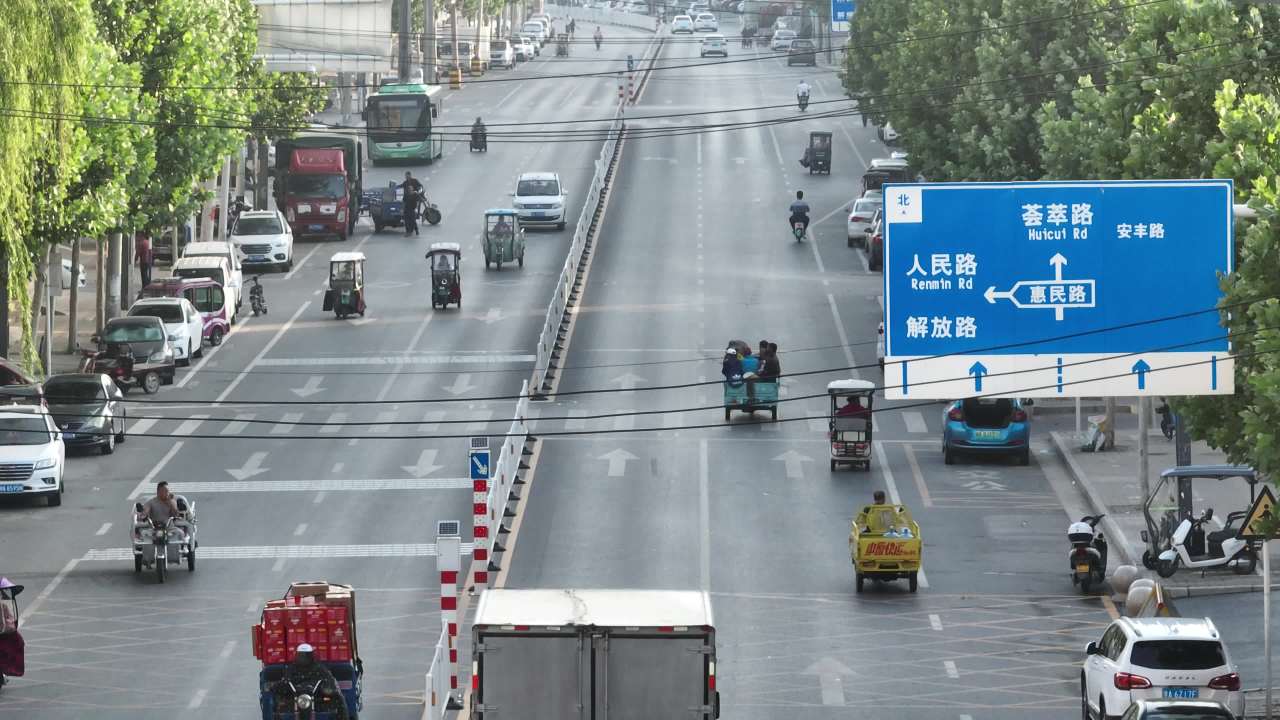 城市街道的日常繁忙