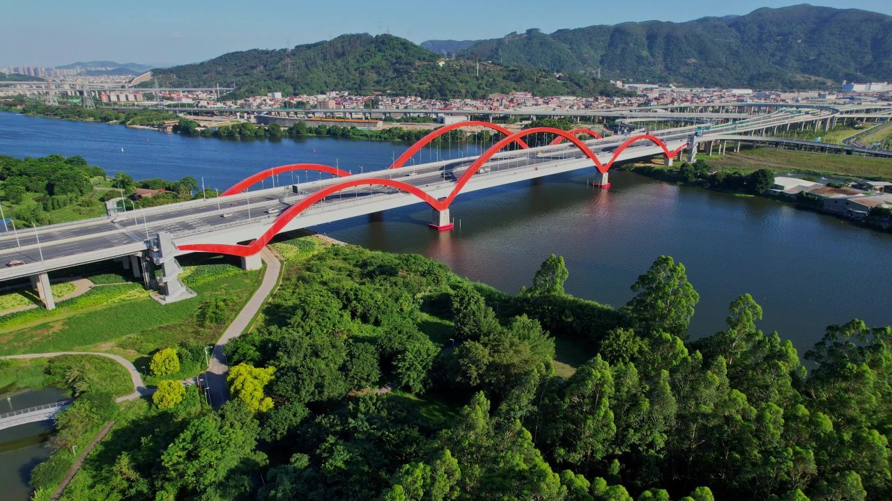 航拍漳州马洲大桥建筑风光