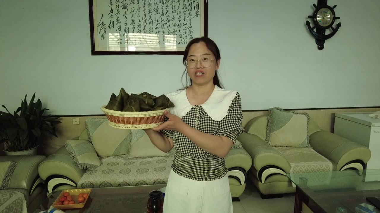 短视频创作者小城市乡村旅游活动记录素材