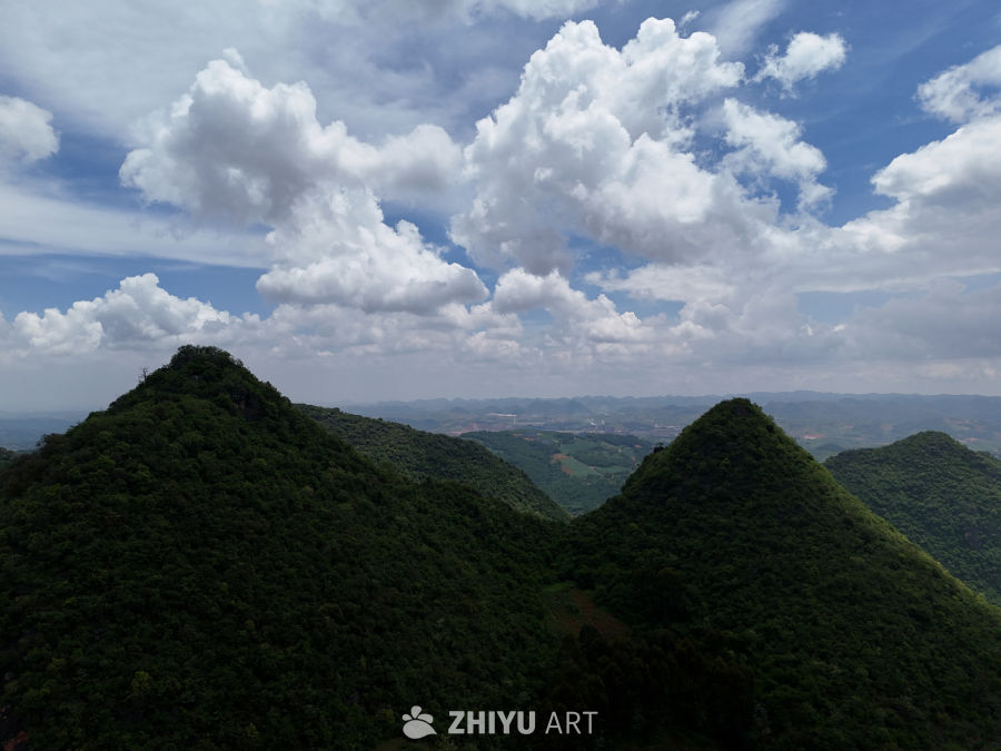 山间云海