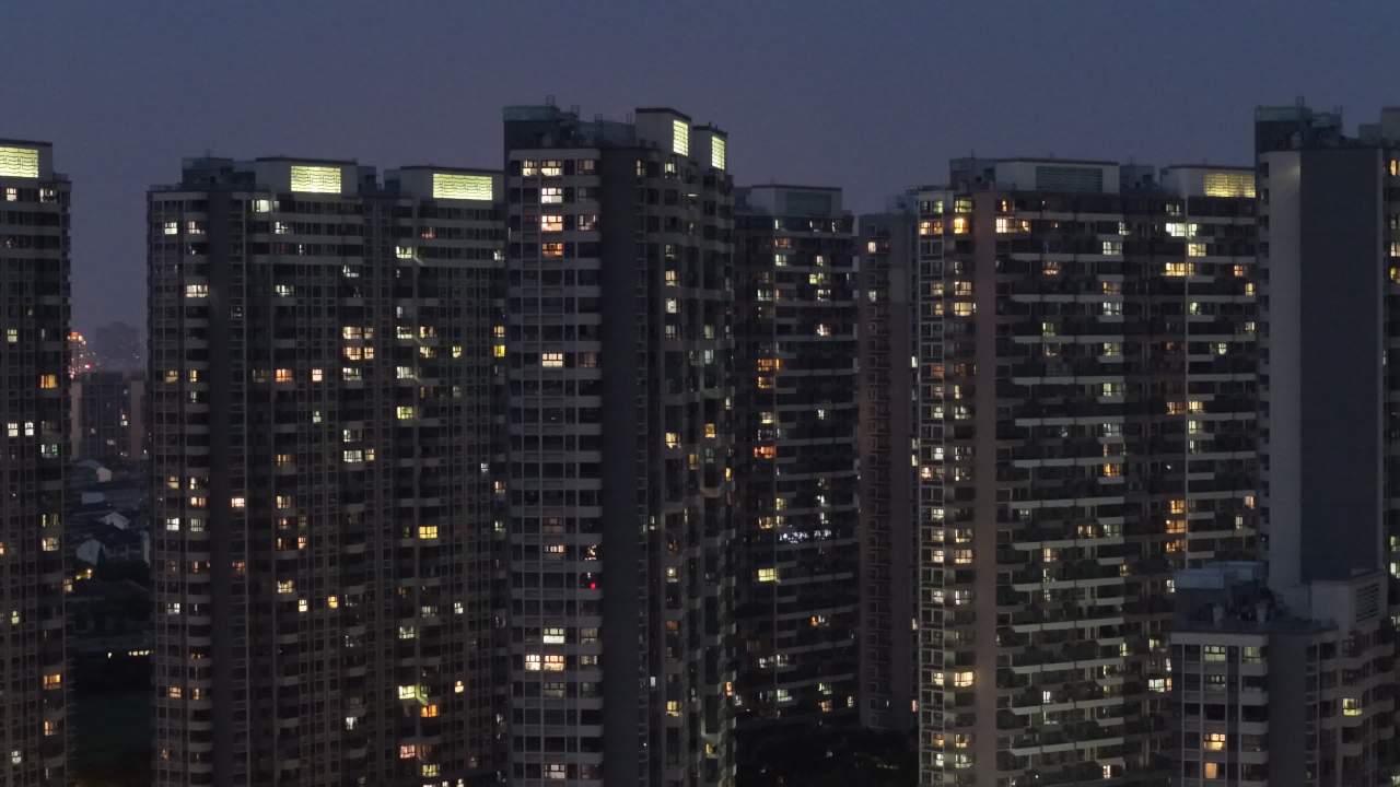 航拍昆山城区夜景风光 4