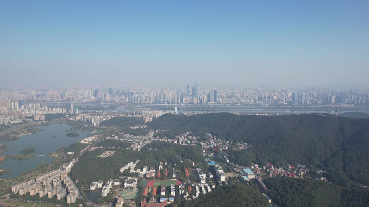 湖南长沙岳麓山城市风光航拍
