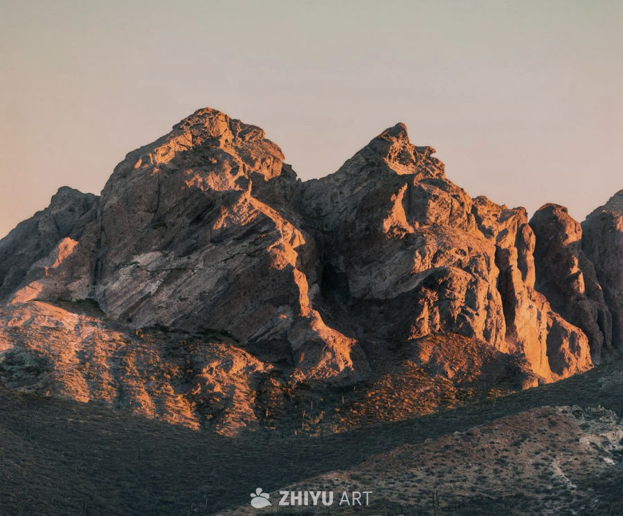 群山峻岭