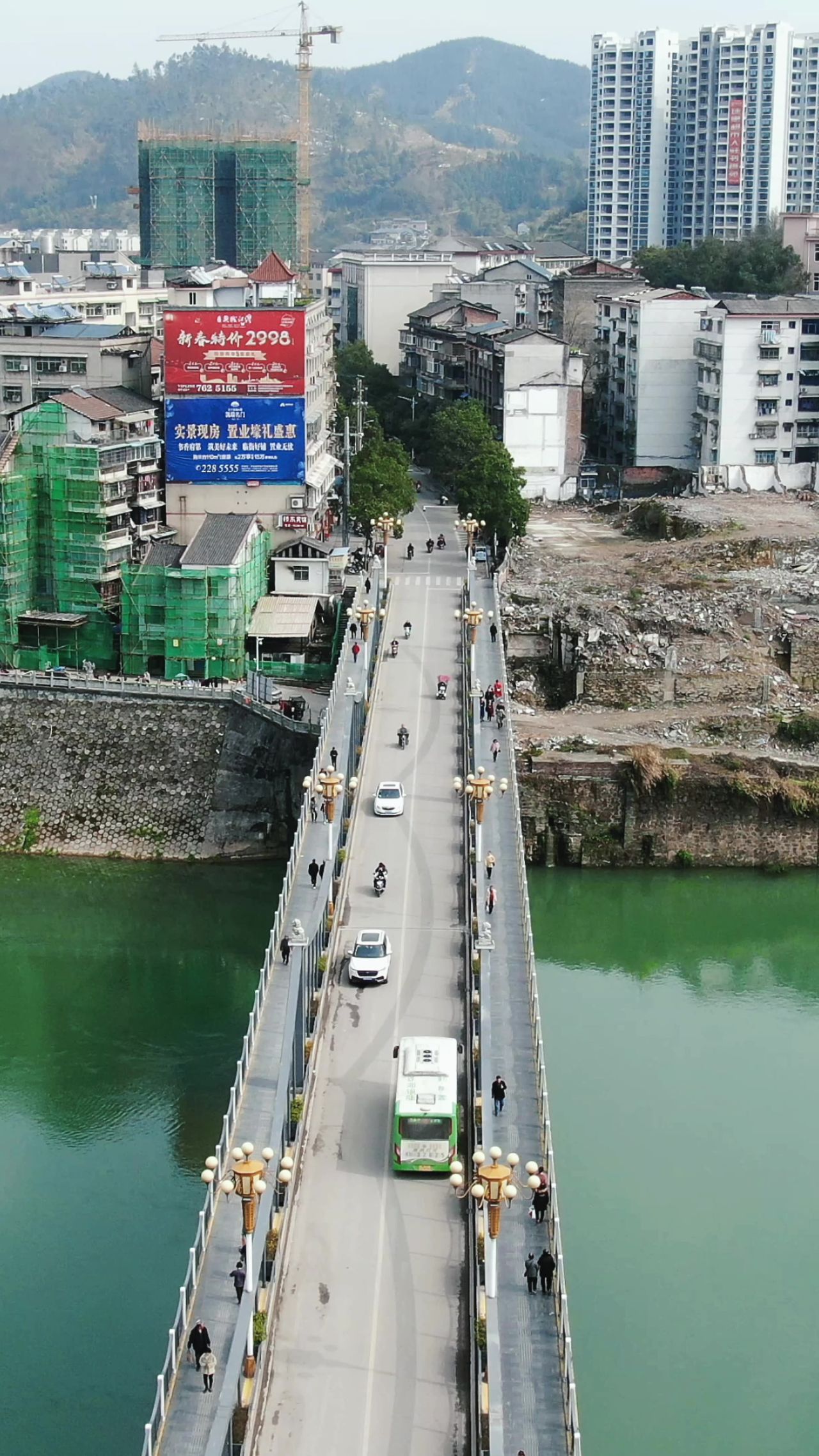 旅游景区湖南洪江古商城大桥竖屏