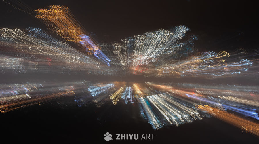 光绘夜景：动感与色彩的碰撞
