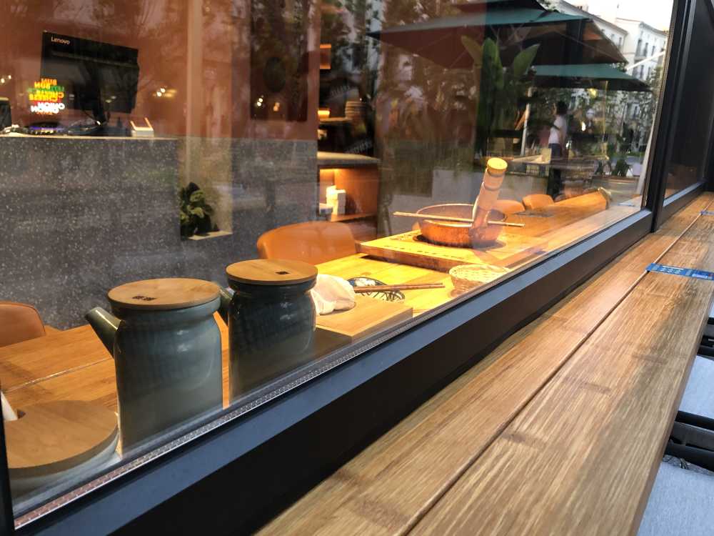 店铺橱窗