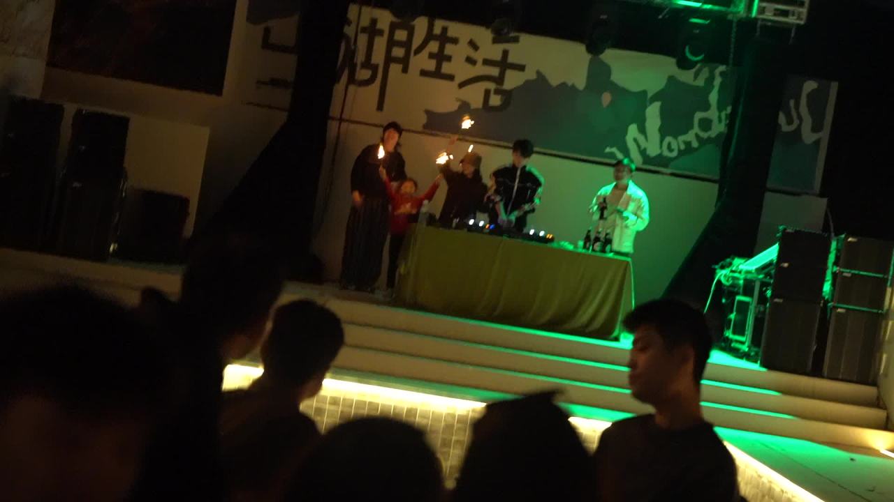 活动 13