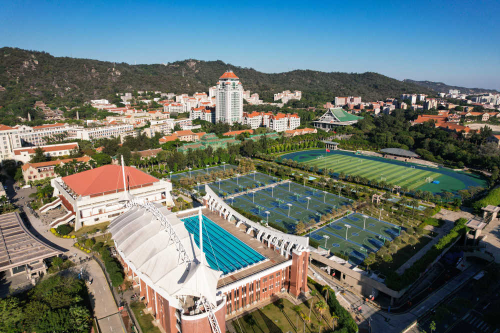 航拍厦门大学建筑景观