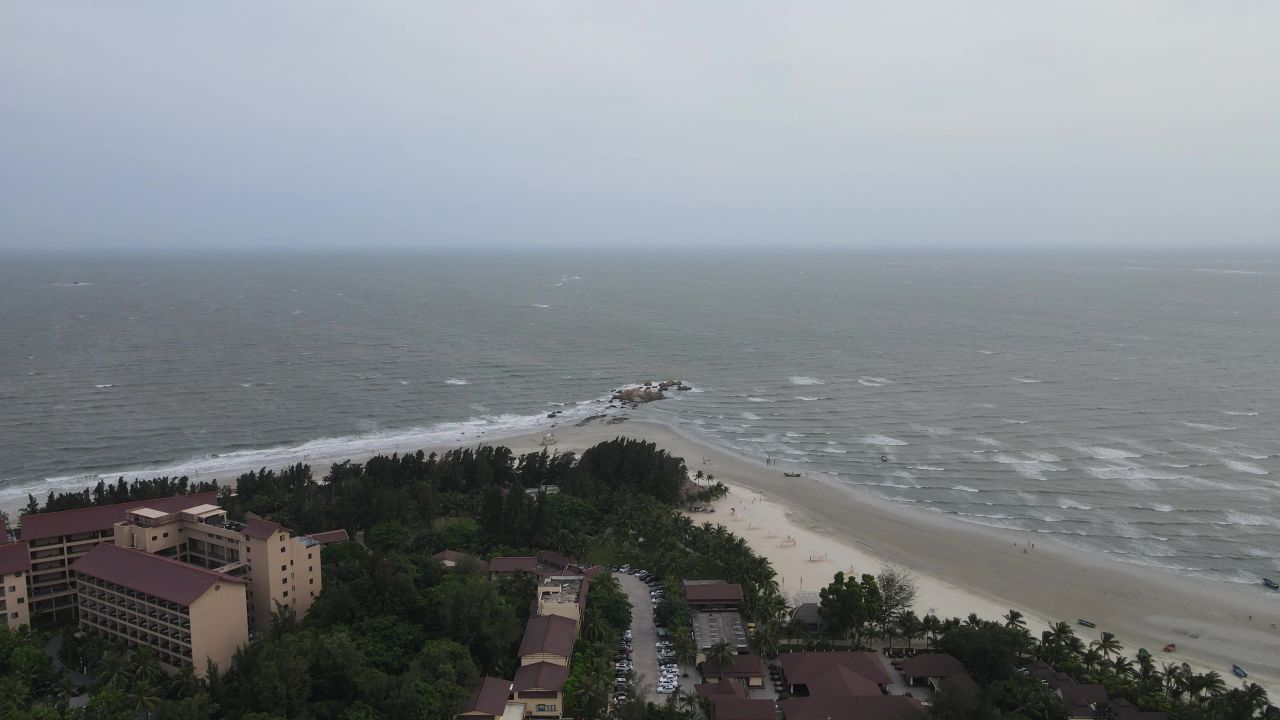 广东茂名浪漫海岸风景区航拍 6