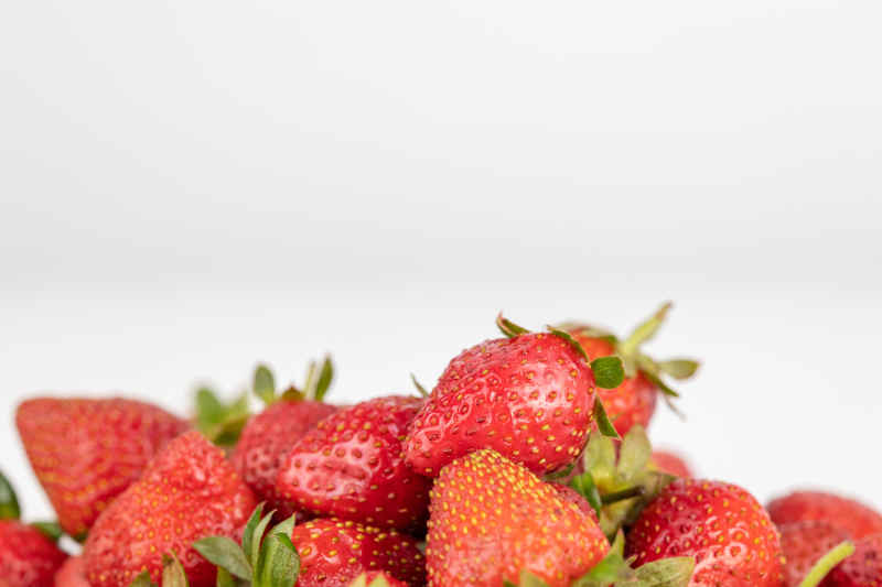 新鲜草莓水果实拍 53