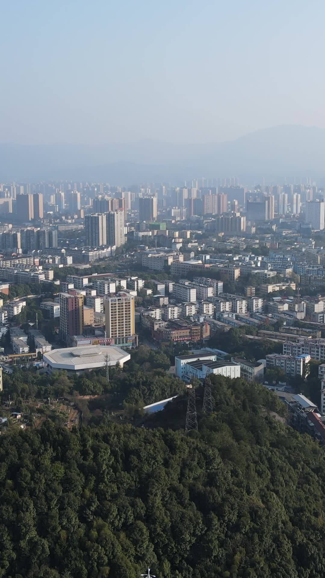 城市与自然的和谐共存