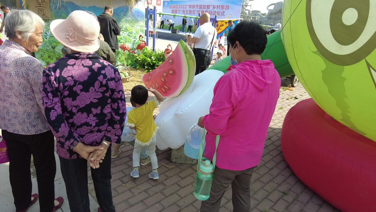 短视频创作者小城市乡村旅游活动记录素材