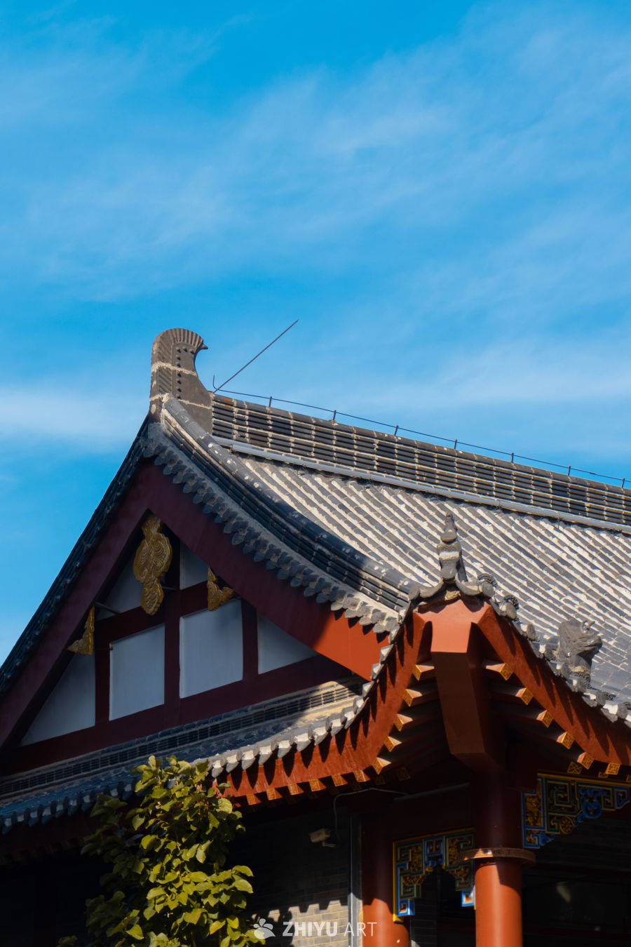 古建筑飞檐蓝天图