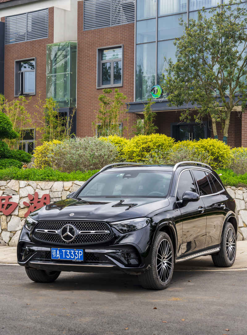 奔驰GLC300L 4