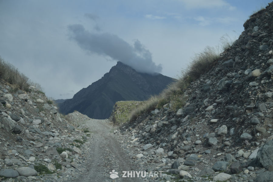 山间石路