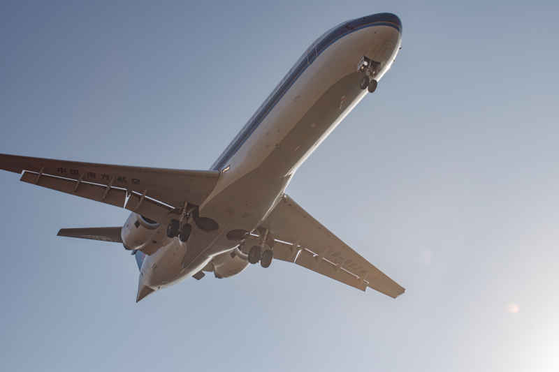 中国南方航空国产ARJ21-700(B-652M)飞机降落洛阳北郊机场 8