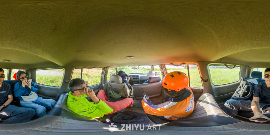 车内旅行的悠闲时光