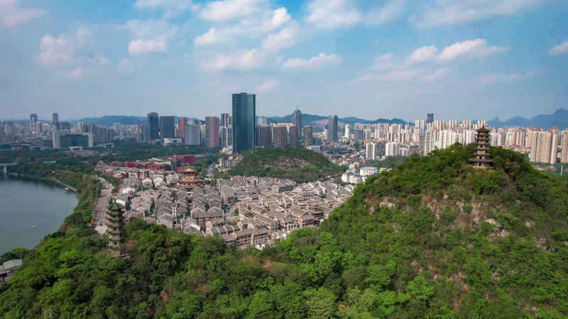 航拍广西柳州蟠龙山公园  